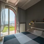 Panorama *